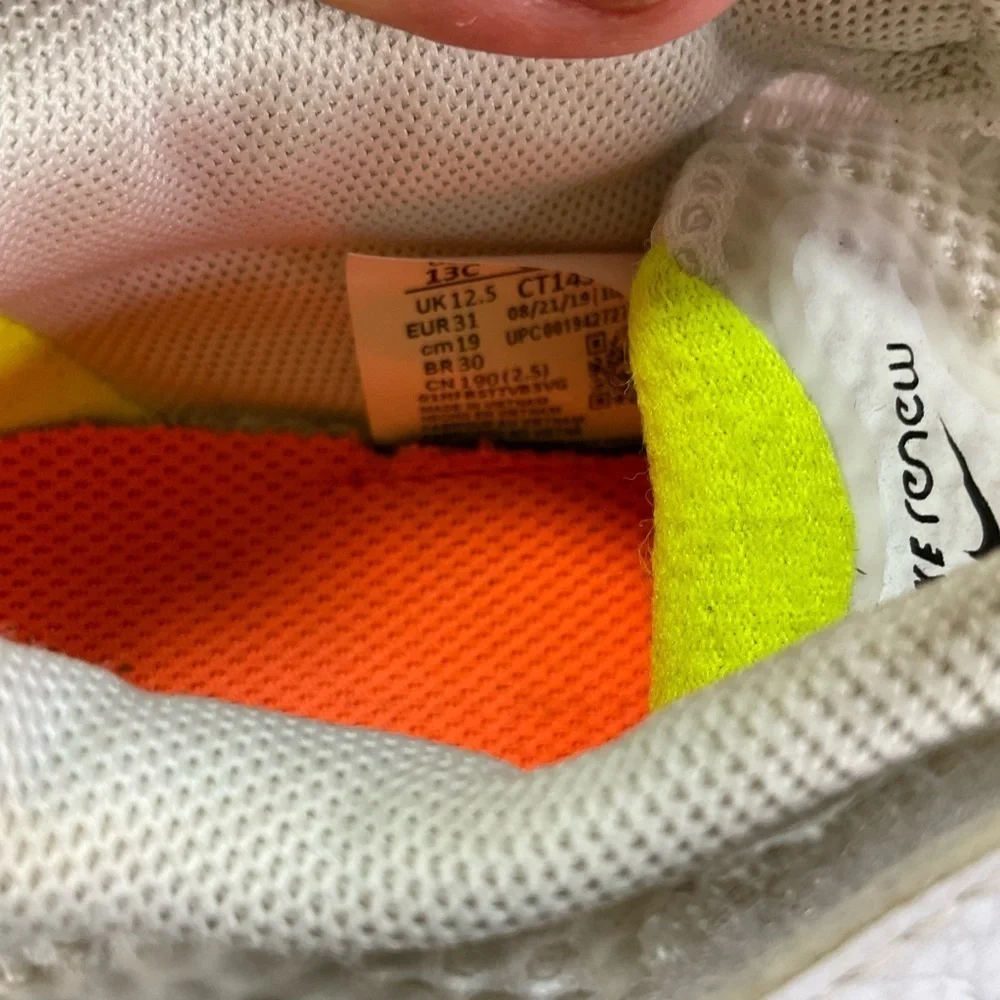 Nike Renew Run Youth Size 13C - Picture 6 of 6